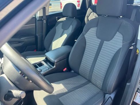 Used 2022 Kia Sorento LX AWD/4WD image 18