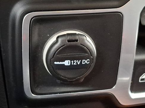 Used 2018 Jeep Wrangler Sport image 23