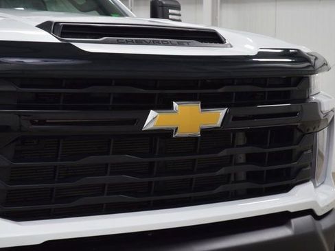 Used 2024 Chevrolet Silverado 3500 W/T w/ WT Convenience Package image 5