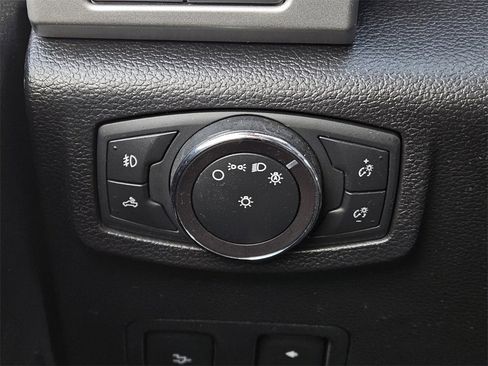 Used 2019 Ford F250 Lariat w/ Lariat Ultimate Package image 18