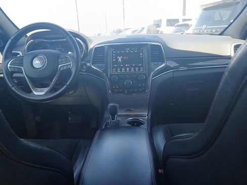 Used 2018 Jeep Grand Cherokee Trailhawk AWD/4WD image 13