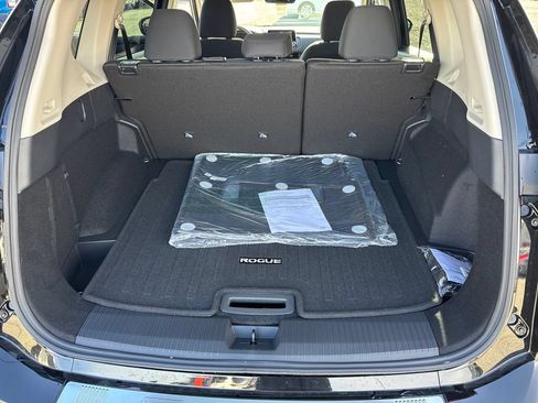 New 2026 Nissan Rogue SV w/ Cold Weather Package AWD/4WD image 23