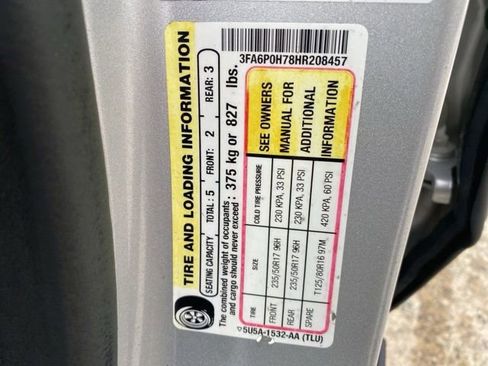 Used 2017 Ford Fusion SE FWD image 30