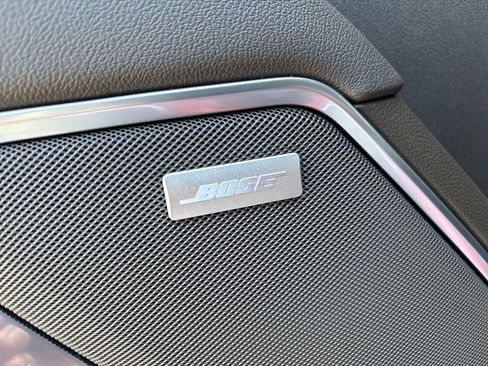 Used 2023 GMC Sierra 1500 SLT w/ SLT Premium Plus Package AWD/4WD image 18
