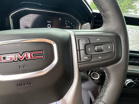 Used 2025 GMC Sierra 1500 SLT w/ SLT Premium Package AWD/4WD image 10