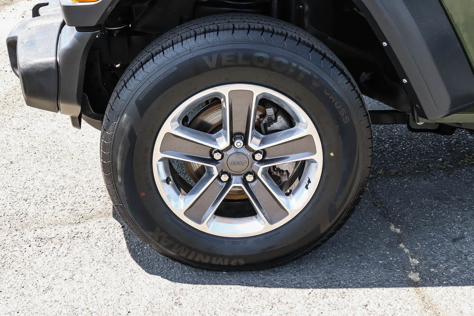 Used 2023 Jeep Wrangler Sport AWD/4WD image 14