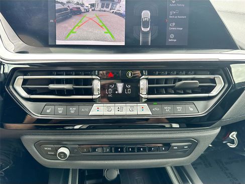 Used 2023 BMW Z4 sDrive30i w/ Premium Package image 16