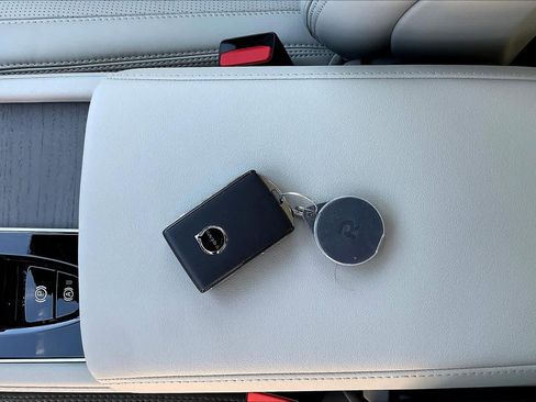 New 2026 Volvo XC90 T8 Ultra image 35