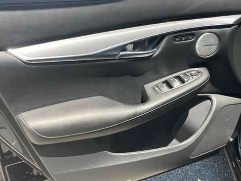 Certified 2024 INFINITI QX50 Luxe FWD image 9