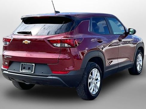Used 2025 Chevrolet TrailBlazer LS w/ LS Convenience Package AWD/4WD image 13