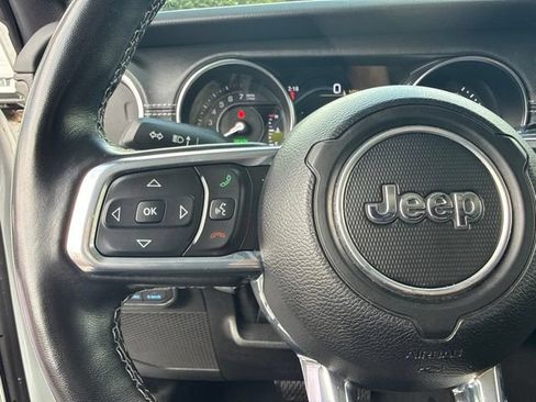 Used 2023 Jeep Wrangler Unlimited Sahara w/ Cold Weather Group AWD/4WD image 36
