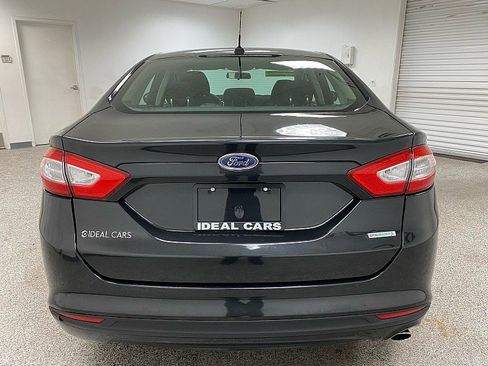 Used 2014 Ford Fusion SE image 6