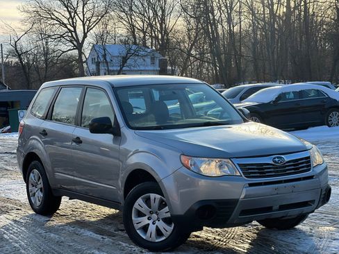 Used 2010 Subaru Forester 2.5X image 8