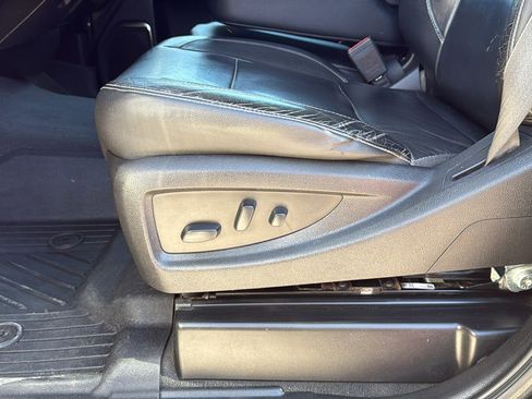 Used 2019 Chevrolet Silverado 2500 LTZ w/ Midnight Edition image 10