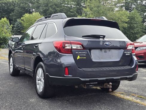 Used 2015 Subaru Outback 2.5i Premium AWD/4WD image 6