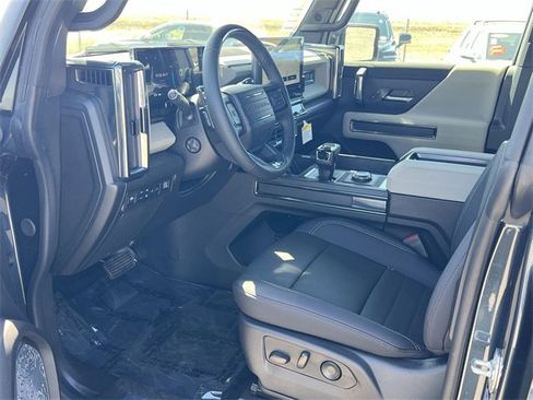 New 2026 GMC Hummer EV 4x4 Crew Cab image 9