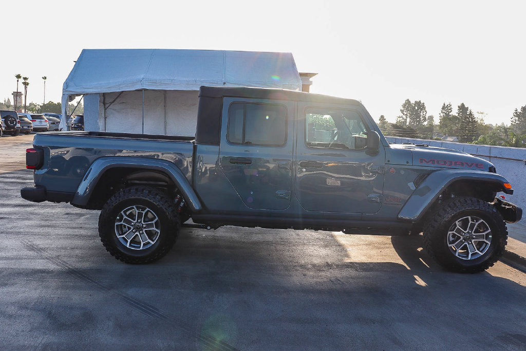New 2026 Jeep Gladiator Mojave AWD/4WD image 13