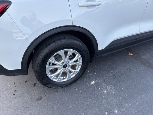 Used 2023 Ford Escape Active AWD/4WD image 4