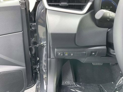 New 2026 Toyota Corolla SE image 31