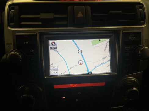 Used 2013 Toyota 4Runner Limited image 22