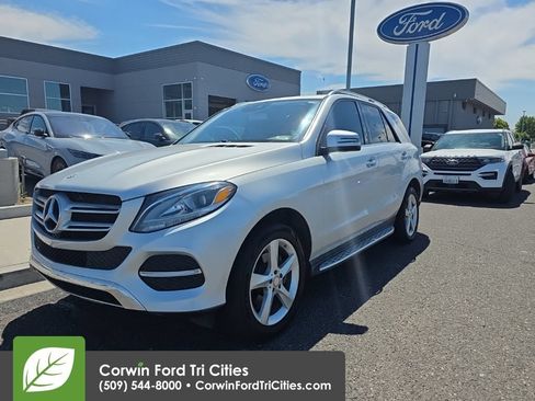 Used 2016 Mercedes-Benz GLE 350 w/ Premium Package image 5