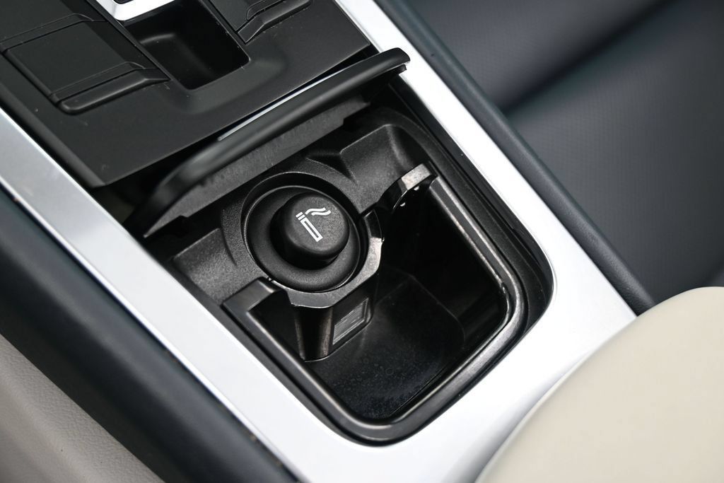 Certified 2019 Porsche 911 Carrera S RWD image 19