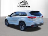 Used 2019 Toyota Highlander XLE image 5
