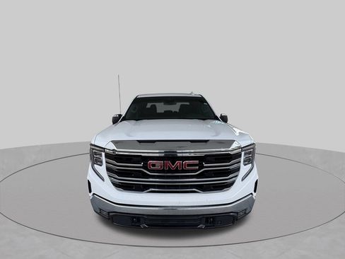 Used 2024 GMC Sierra 1500 SLT RWD image 3