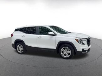 Used 2024 GMC Terrain SLE FWD video 2