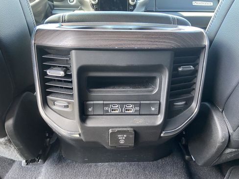 Used 2026 RAM 1500 Laramie AWD/4WD image 13