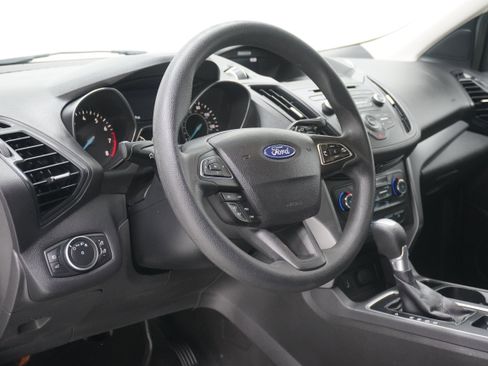 Used 2017 Ford Escape SE FWD image 10
