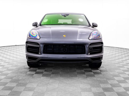 Certified 2023 Porsche Cayenne Turbo S image 9