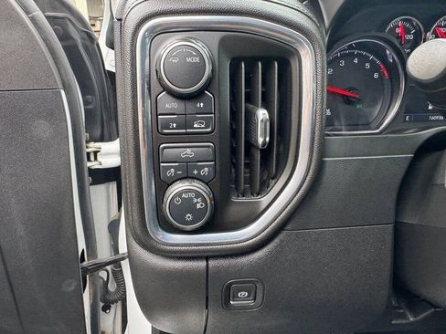 Used 2021 Chevrolet Silverado 1500 LT w/ Bed Protection Package AWD/4WD image 13