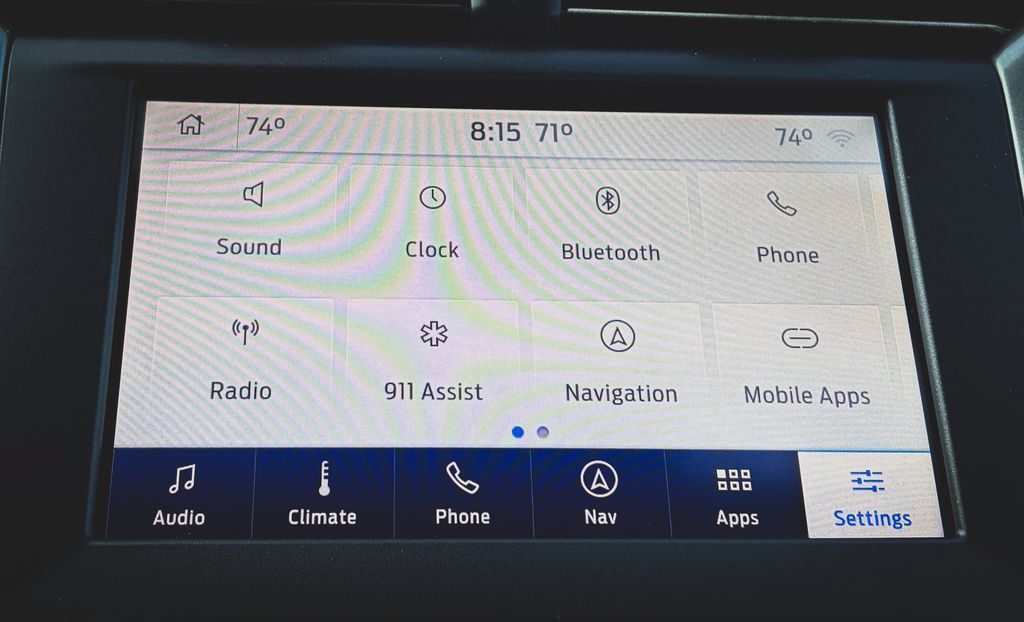 Used 2020 Ford Fusion SE FWD image 12