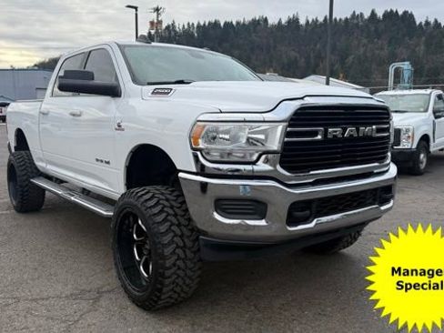 Used 2019 RAM 2500 Big Horn image 3