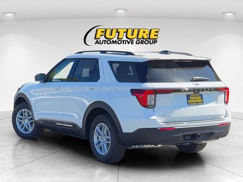 New 2026 Ford Explorer Active image 5