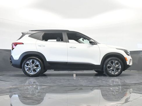 Used 2024 Kia Seltos S image 48