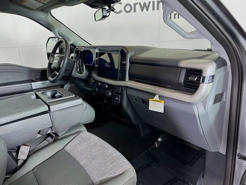 New 2026 Ford F250 XLT w/ XLT Premium Package image 29