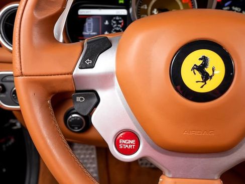 Used 2016 Ferrari California T RWD image 41
