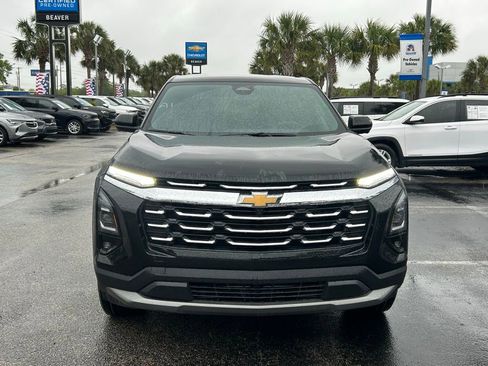 New 2026 Chevrolet Equinox LT w/ Convenience Package II FWD image 3