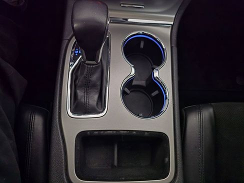 Used 2020 Jeep Grand Cherokee Altitude image 25