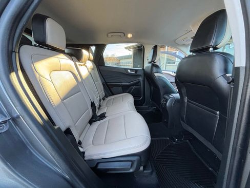 Used 2021 Ford Escape SEL image 23