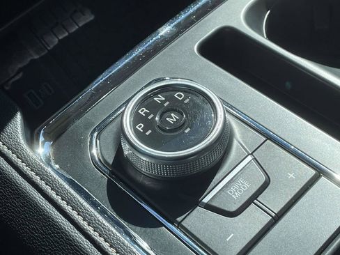 Certified 2024 Ford Expedition Max XLT image 30