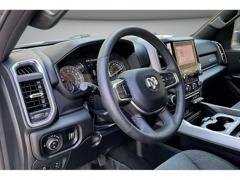 Certified 2025 RAM 1500 Big Horn AWD/4WD image 17