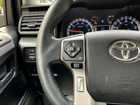 Used 2019 Toyota 4Runner SR5 image 23