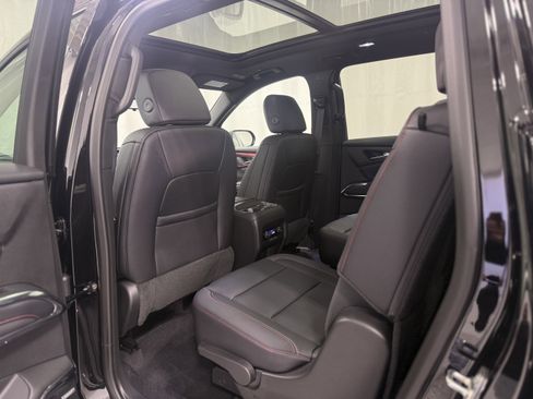 Used 2025 Chevrolet Traverse Z71 w/ Enhanced Driving Package image 26