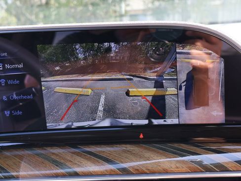 Certified 2023 Cadillac Escalade Premium Luxury Platinum w/ LPO, Radiant Package image 31