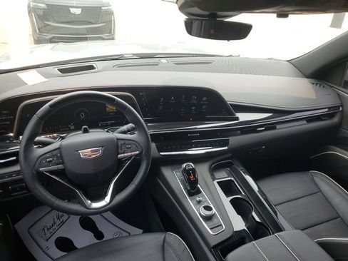 Certified 2023 Cadillac Escalade Sport w/ LPO, ONYX Package AWD/4WD image 25