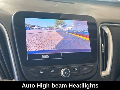 Used 2025 Chevrolet Malibu LT image 13