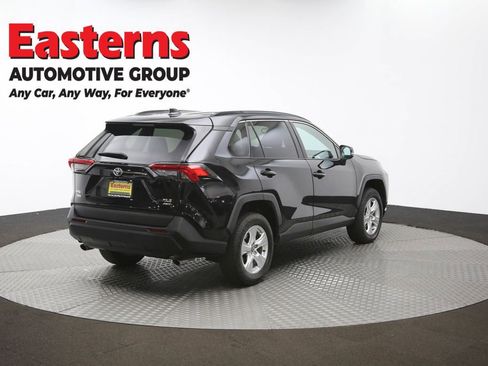 Used 2021 Toyota RAV4 XLE w/ Convenience Package image 42